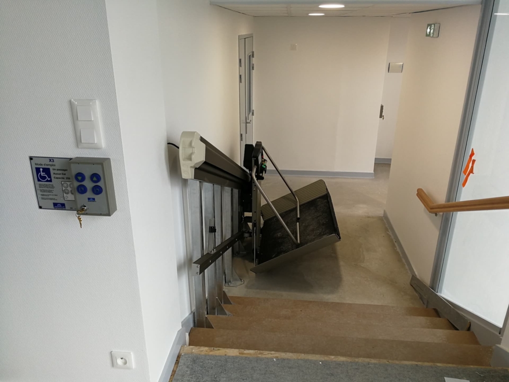 Plateforme Monte-Escalier X3 Angers 49000