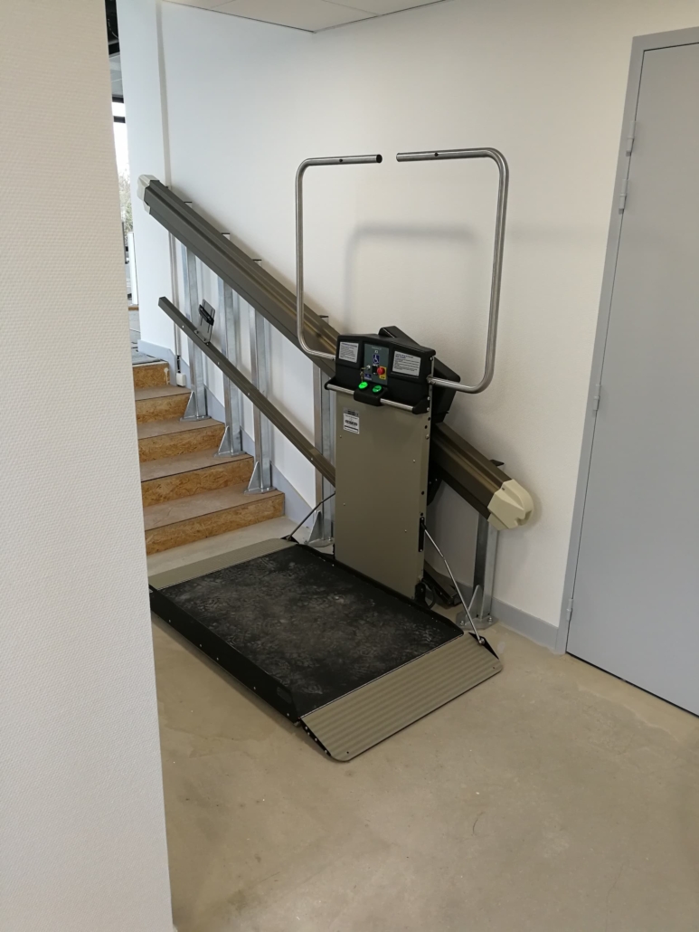 Plateforme Monte-Escalier X3 Angers 49000