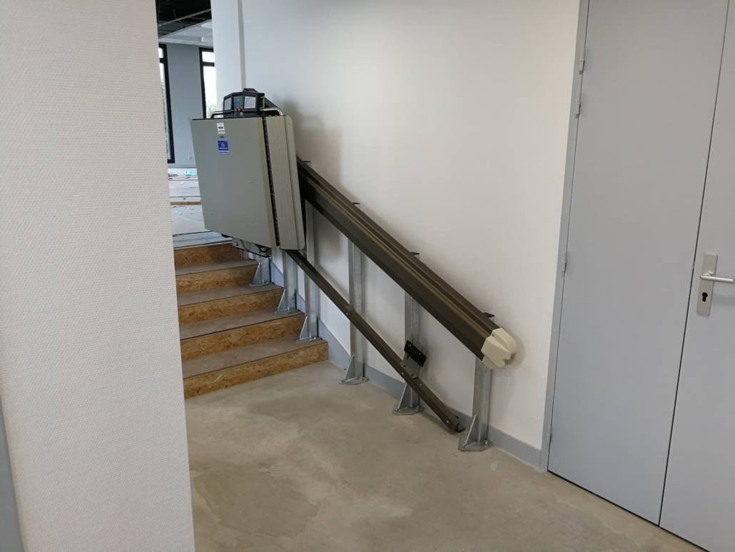 Plateforme Monte-Escalier X3 Angers 49000