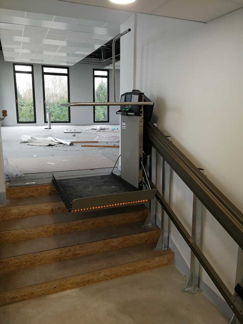 Plateforme Monte-Escalier X3 Angers 49000